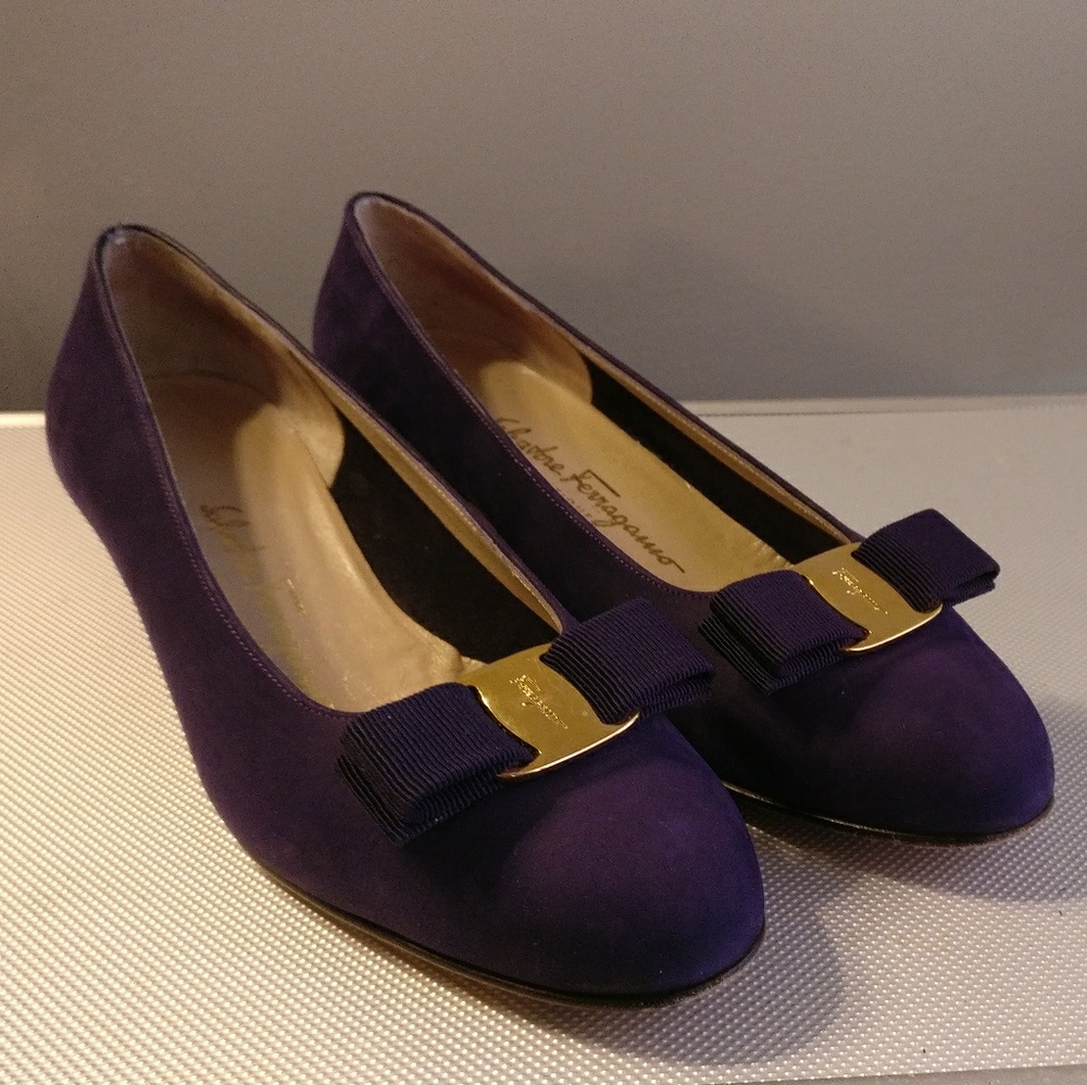 Vara Bow Pump Heels